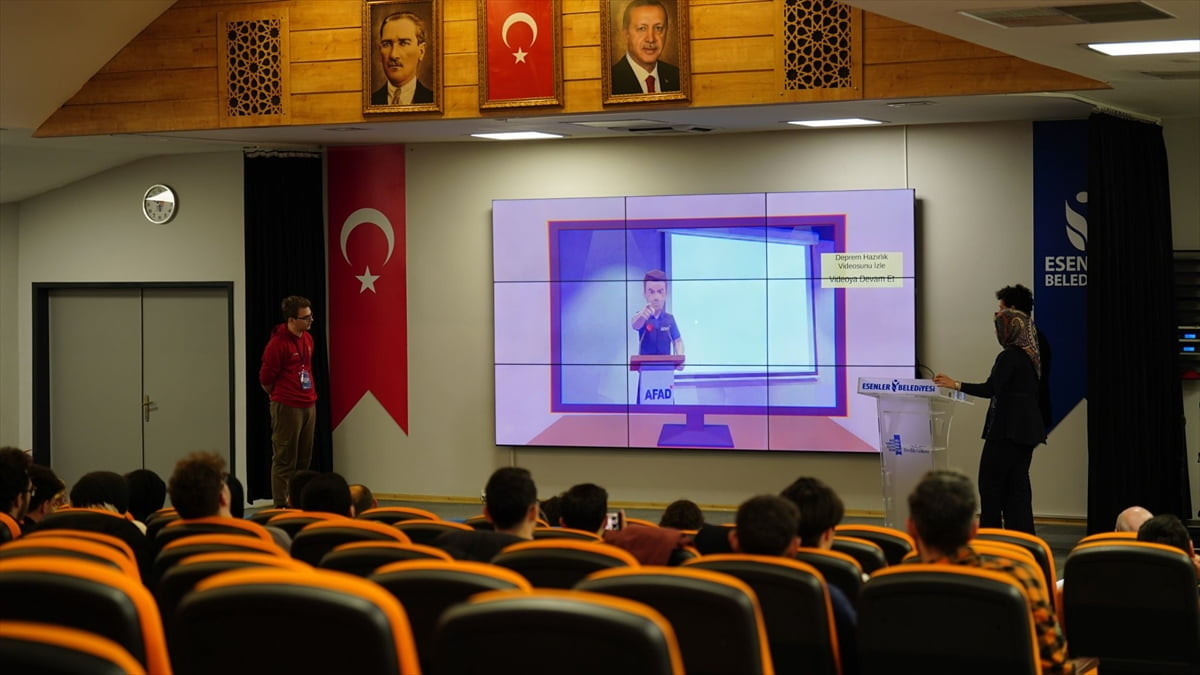 Esenler Belediyesi ev sahipliğinde, Sanayi ve Teknoloji Bakanlığı İstanbul İl Müdürlüğü...