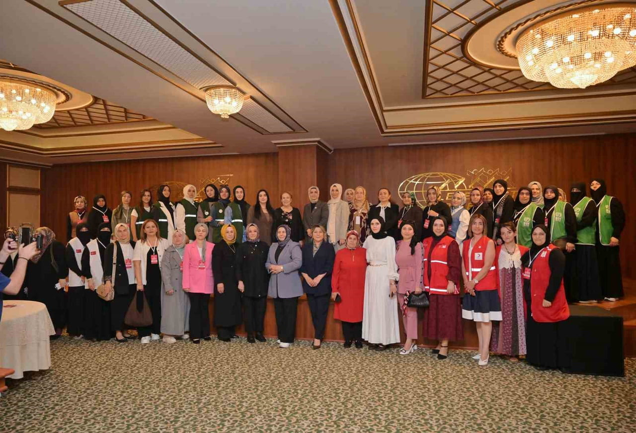 ESENYURT BELEDİYESİ, SİVİL TOPLUM KURULUŞLARIYLA OLAN DİYALOĞU ARTIRMAK AMACIYLA ŞEHİT EROL OLÇOK...
