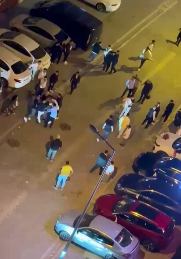 ESENYURT'TA DÜĞÜN SONRASINDA ÇIKAN TARTIŞMA KAVGAYA DÖNDÜ