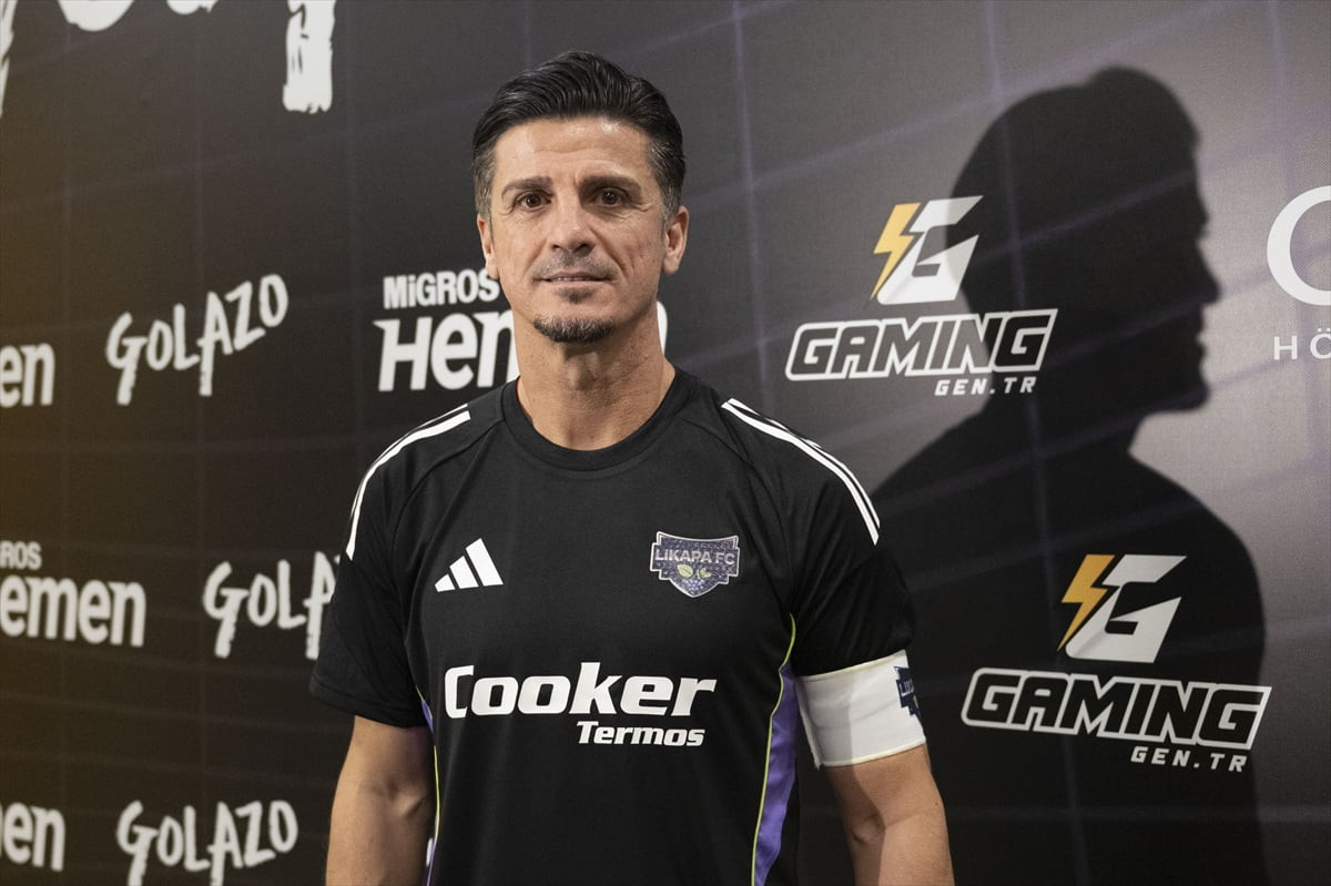 Eski futbolcular Cihan Haspolatlı, Serkan Balcı, Hasan Kabze ve Saffet Akyüz (fotoğrafta), yarın...