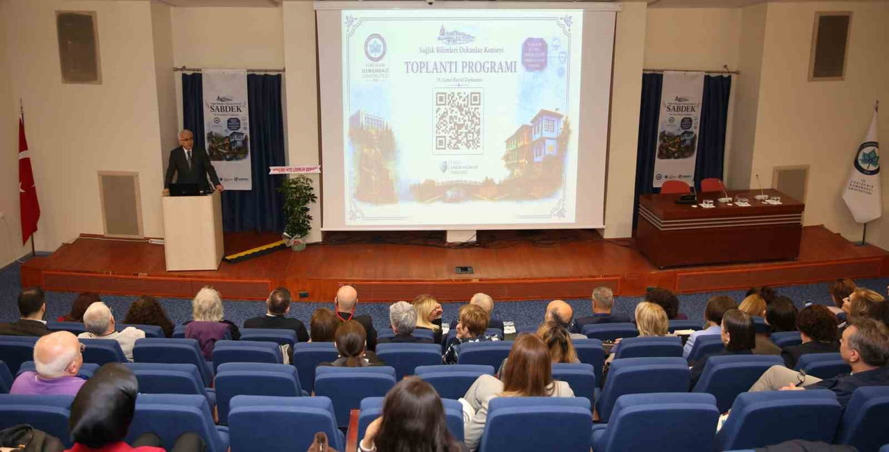 ESKİŞEHİR OSMANGAZİ ÜNİVERSİTESİ (ESOGÜ) SAĞLIK BİLİMLERİ FAKÜLTESİ EV SAHİPLİĞİNDE DÜZENLENEN...