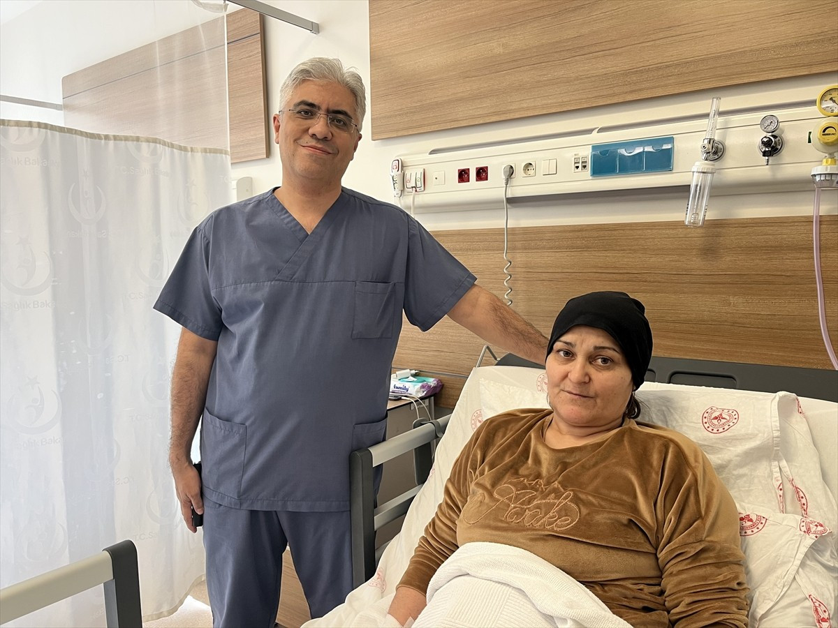 Eskişehir'de çene şişliği ve ağrısı şikayetiyle gittiği Eskişehir Şehir Hastanesinde, çene siniri...