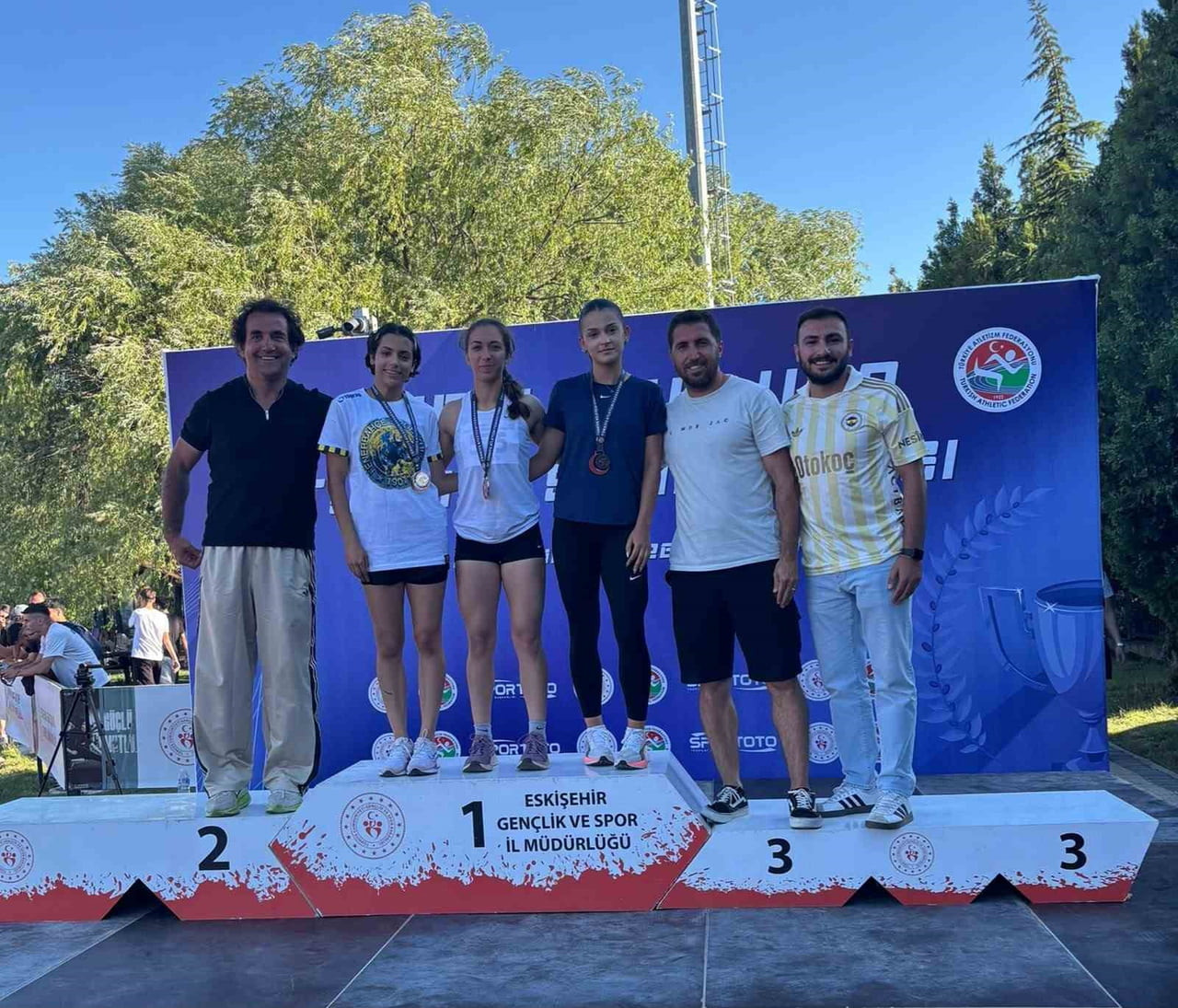 ESKİŞEHİR'DE GERÇEKLEŞTİRİLEN TÜRKİYE ŞAMPİYONASINDA MÜCADELE EDEN AYDINLI ATLET SUDE NAZ BAYAR...