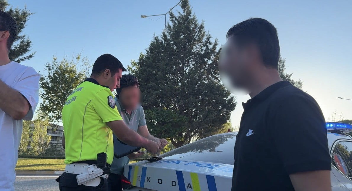 ESKİŞEHİR'DE MEYDANA GELEN TRAFİK KAZASINDA 2.74 PROMİL ALKOLLÜ OLDUĞU BELİRLENEN SÜRÜCÜ HAKKINDA...