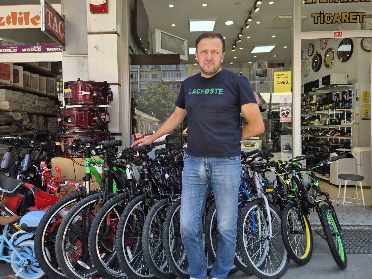 ESKİŞEHİR'DE YAZ MEVSİMİNİN GELMESİYLE BİRLİKTE AÇILMASI BEKLENEN BİSİKLET SEZONU, ALTERNATİF...