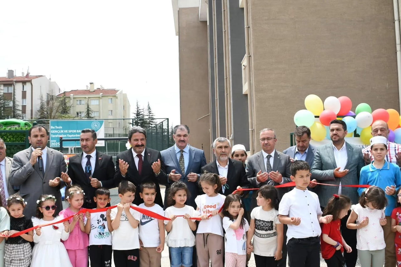 ESKİŞEHİR’DE, KUR’AN KURSU ÖĞRENCİLERİNİN SPORTİF VE SOSYAL GELİŞİMLERİNİ DESTEKLEMEK AMACIYLA...