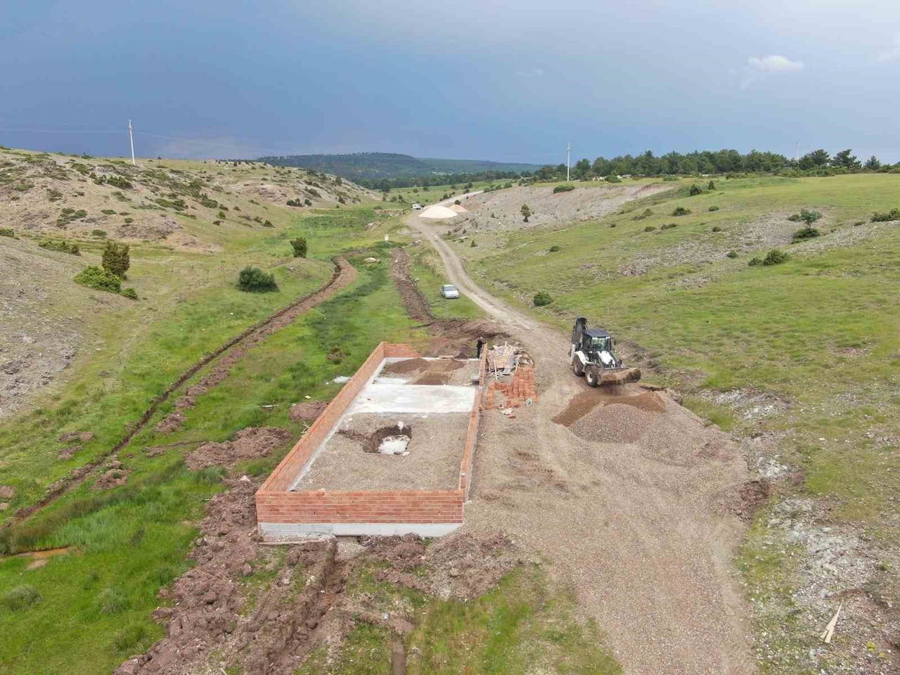 ESKİŞEHİR’İN İNÖNÜ İLÇESİNDE ÇEVRE DÜZENLEME, BAKIM VE ONARIM ÇALIŞMALARI ARALIKSIZ...