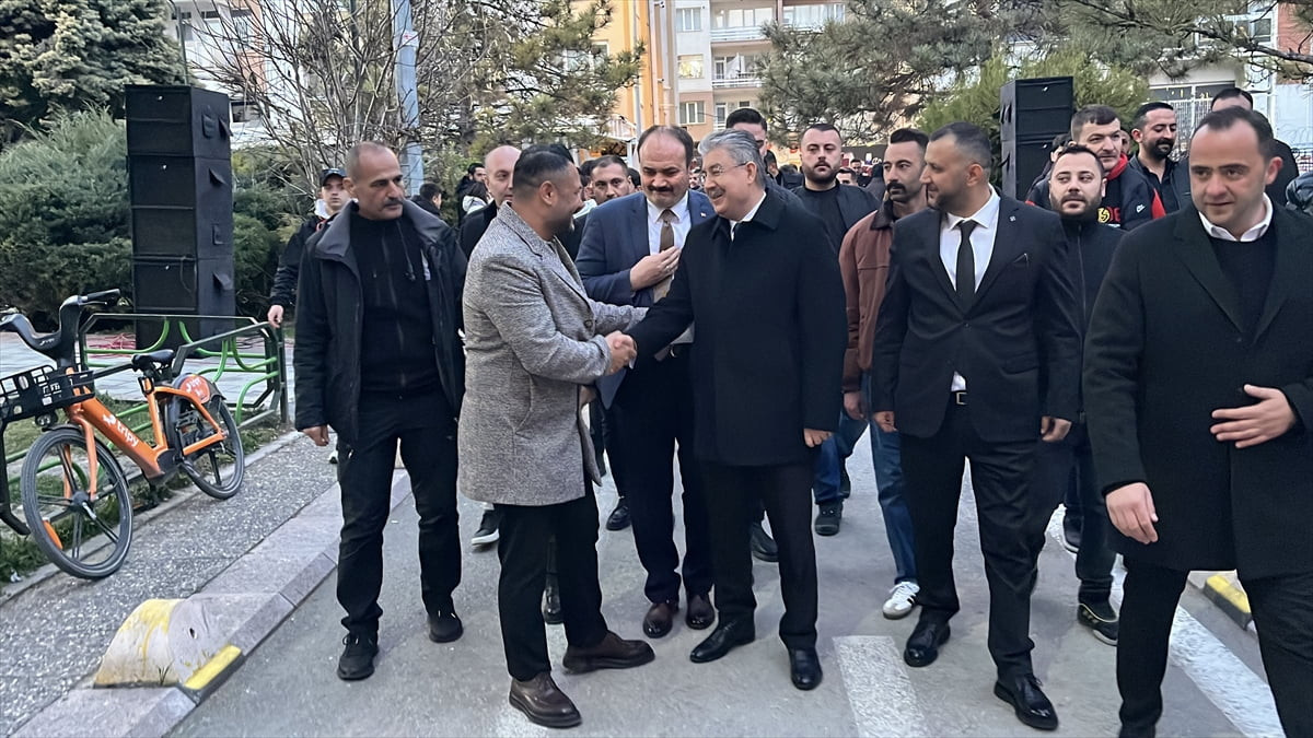 Eskişehirspor camiası, düzenlenen iftar programında bir araya geldi. Etkinliğe, Eskişehir Valisi...