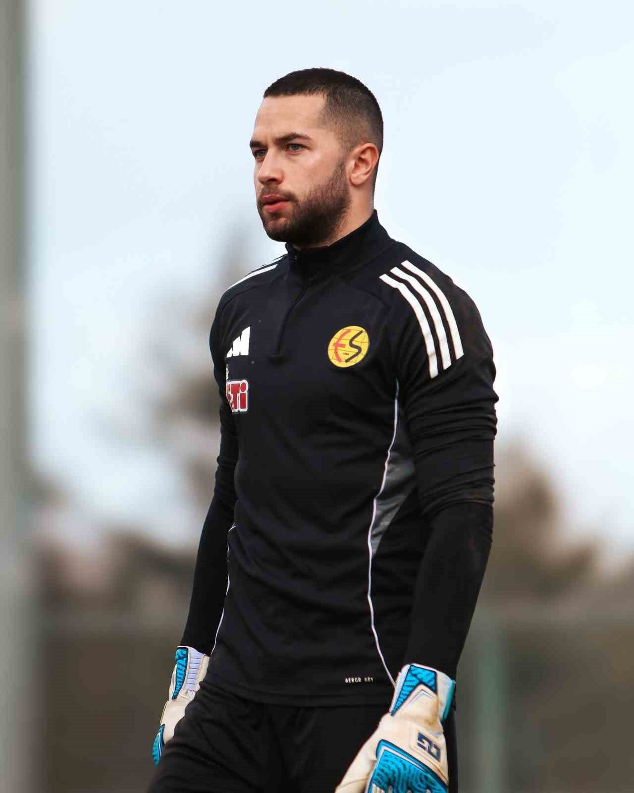 ESKİŞEHİRSPOR, LİGDE KARŞILAŞACAĞI KÜTAHYASPOR FSK MAÇININ HAZIRLIKLARINA DEVAM EDİYOR.