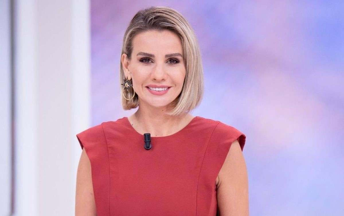 esra erol