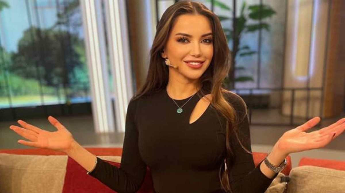 esra ezmeci