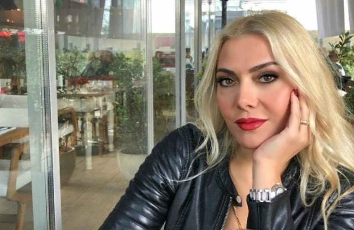 Esra Özmen kimdir