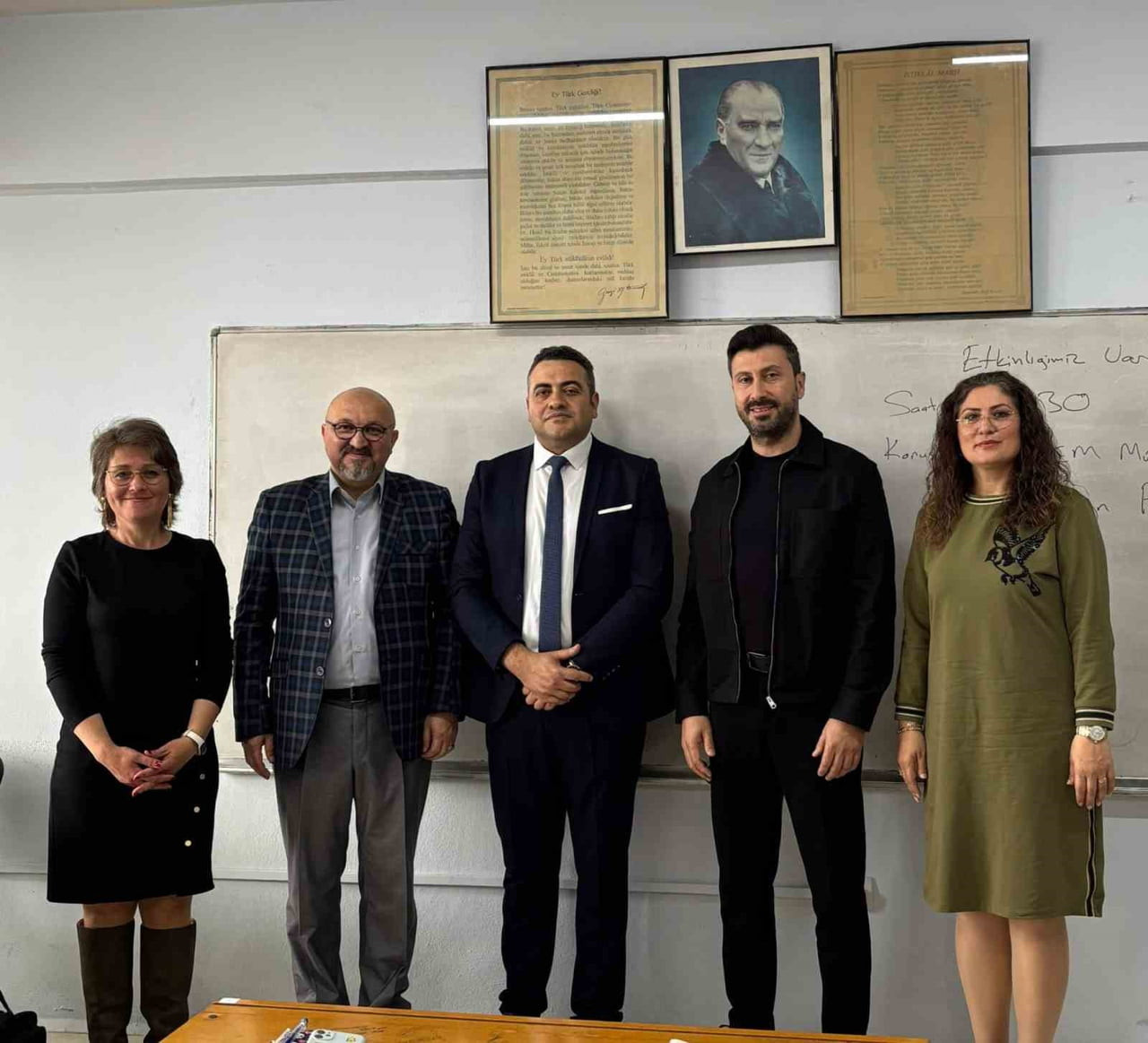 ETKİNLİĞİN MODERATÖRLÜĞÜNÜ ÖĞRETİM GÖREVLİSİ KAMİL PATAN ÜSTLENİRKEN, PROGRAMA BANKACILIK VE...