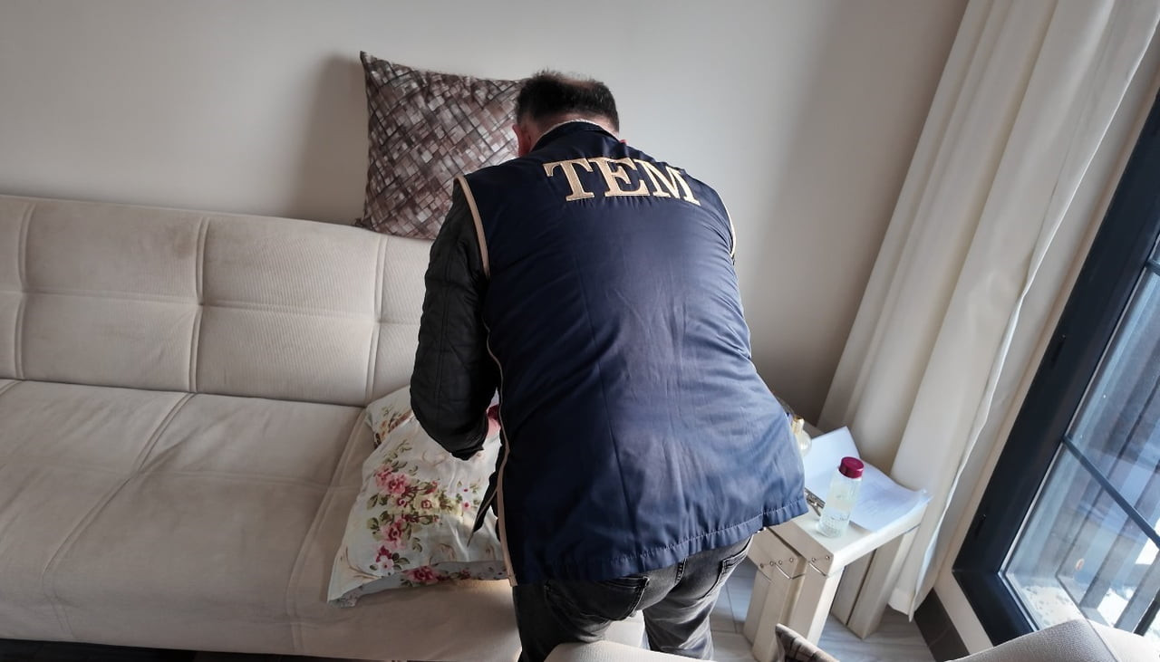 EVDE ARAMA YAPILMASI