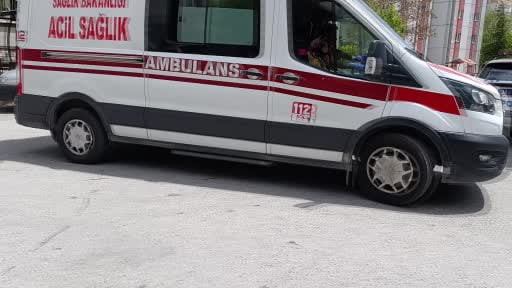 Evinde vurulmuş halde ölü bulundu
