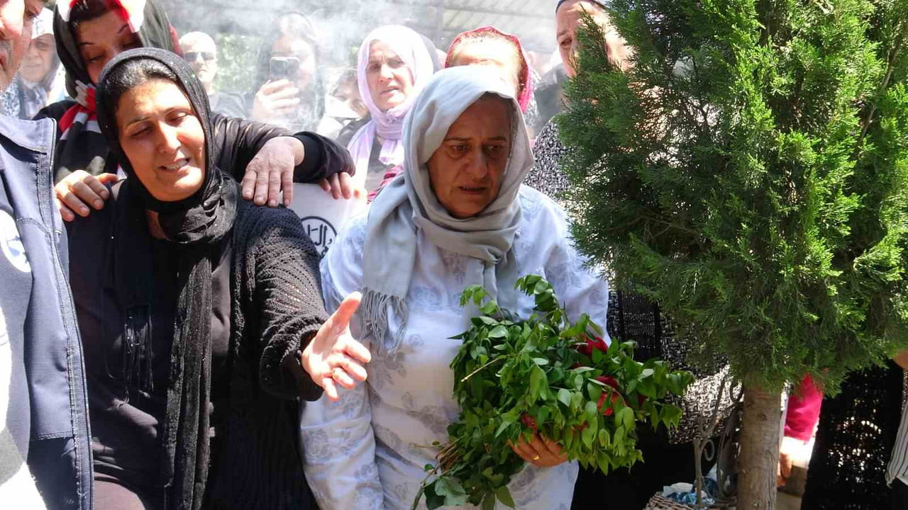 EVLADININ KAYBETMESİNİN ACISINI YAŞAYAN ANNE, ‘BENİ DİNLEMEDİN OĞLUM, SANA GİTME DEDİM VE...