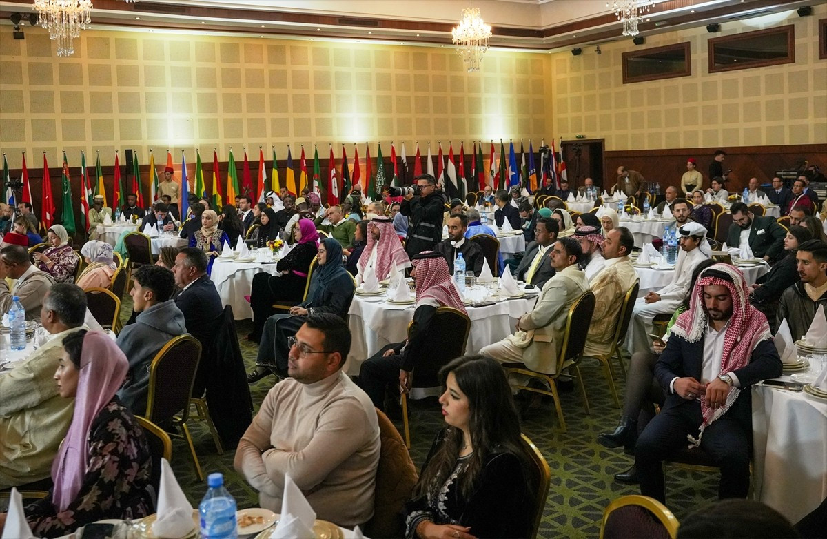 Fas'ın tarihi kenti Marakeş, "2025 İslam Dünyası Gençlik Başkenti" programı çerçevesinde aylardan...