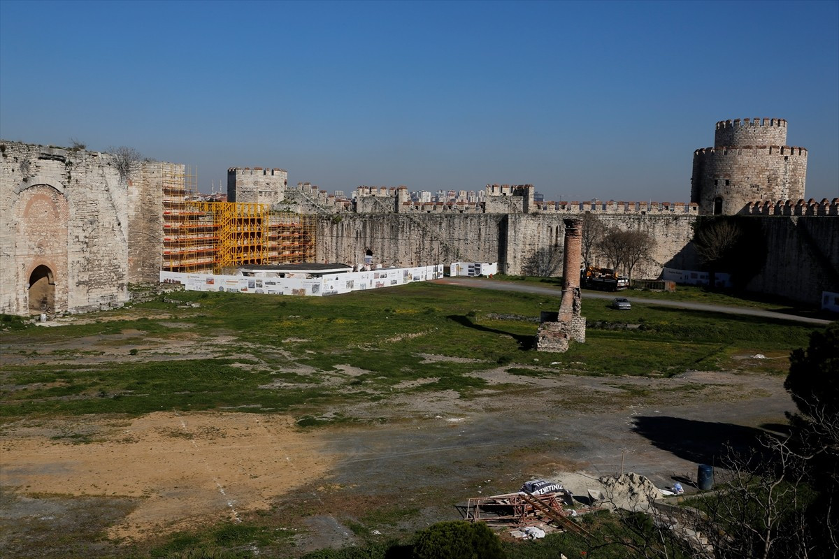 Fatih Belediyesince kurulan Kültürel Miras Koruma Müdürlüğü çatısı altında İstanbul'un tarihi...