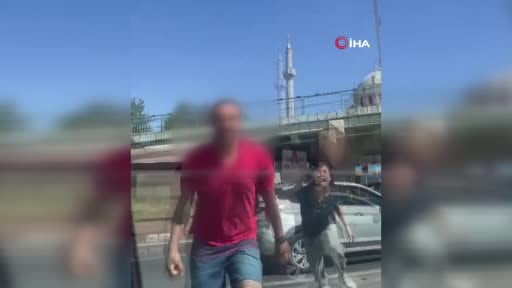 Fatih'te dehşet saçan sürücü kamerada: Camı yumruklayıp paramparça etti