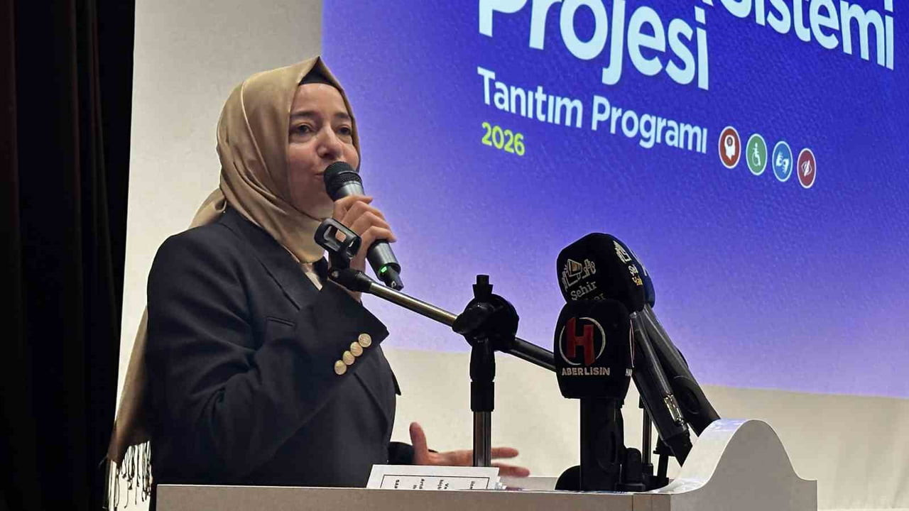 FATMA BETÜL SAYAN KAYA