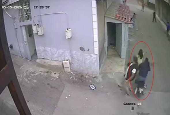 FECİ KAZA GÜVENLİK KAMERASINA YANSIDI.