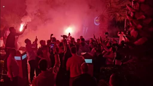 Fenerbahçe Başkan Adayı Hakan Safi, seçimin er meydanı olduğunu ifade ederek, "Hodri meydan. Kim...