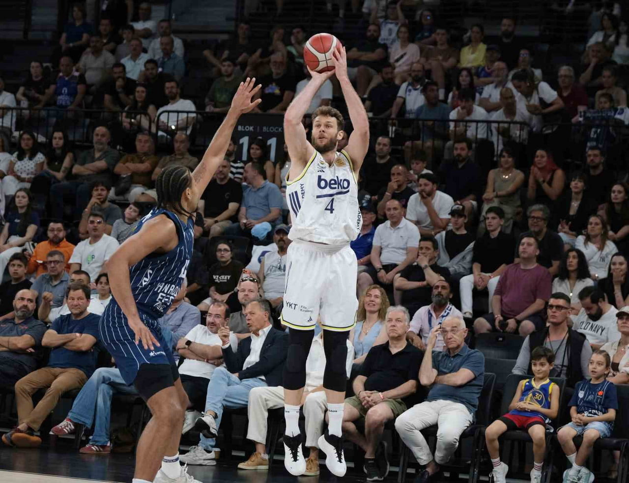 FENERBAHÇE BEKO, TÜRKİYE SİGORTA BASKETBOL SÜPER LİGİ PLAY-OFF YARI FİNAL SERİSİ DÖRDÜNCÜ MAÇINDA...
