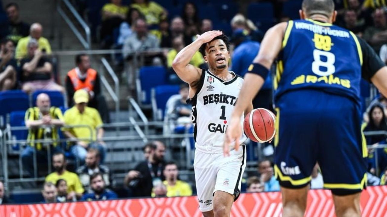 Fenerbahçe, Beşiktaş'a Yenildi: 72-85