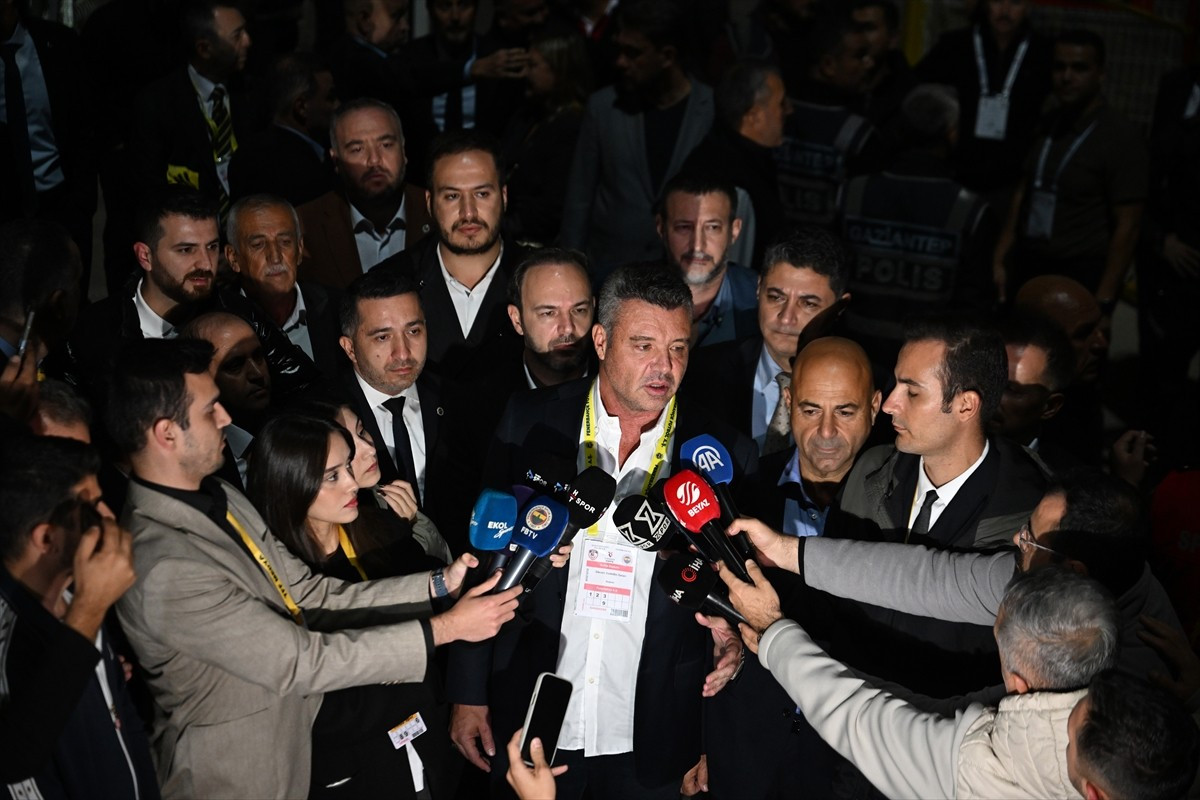 Fenerbahçe Kulübü Başkanı Saadettin Saran, Trendyol Süper Lig'in 10. haftasında Fenerbahçe'nin...