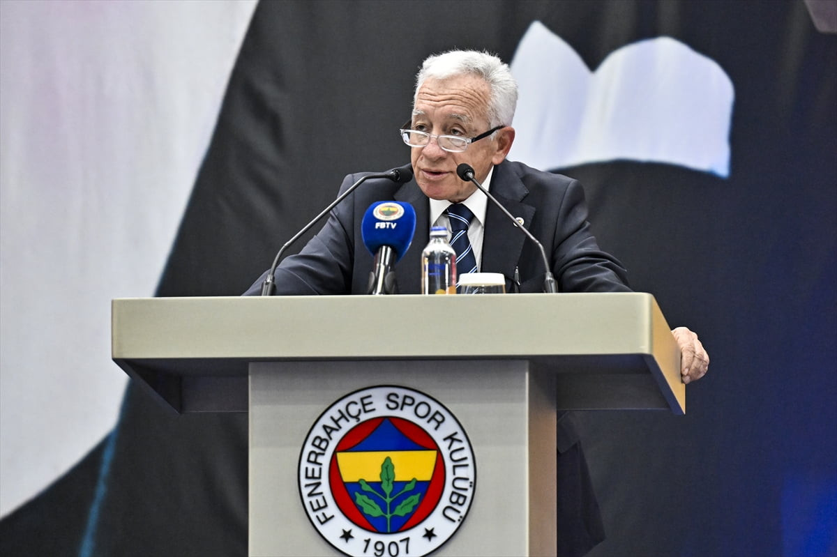 Fenerbahçe Kulübü Olağan Yüksek Divan Kurulu toplantısı Kalamış'ta bulunan Fenerbahçe Faruk Ilgaz...