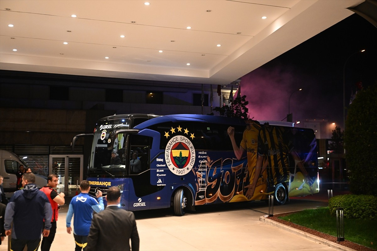Fenerbahçe, Trendyol Süper Lig'in 10. haftasında yarın Gaziantep FK ile yapacağı karşılaşma için...