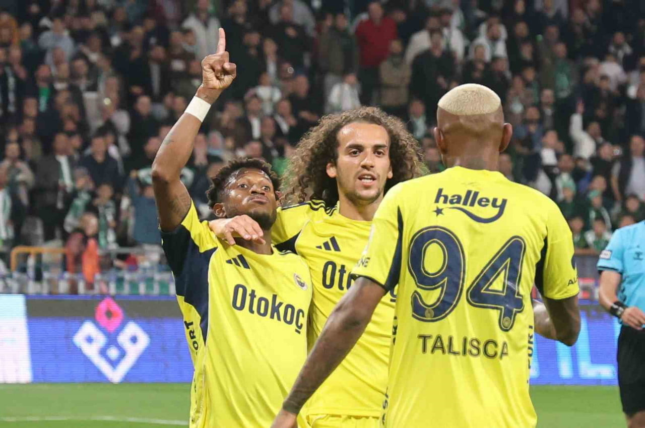 FENERBAHÇE'NİN DE KONYA'DA KAZANMASI SONRASI LİGİ İKİNCİ BİTİRMESİ KESİNLEŞTİ