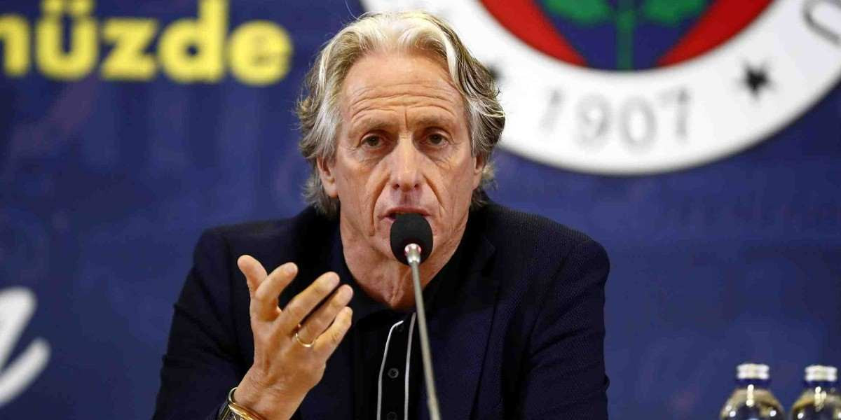 Fenerbahçe'den Ayrılacak Futbolcular Kimler
