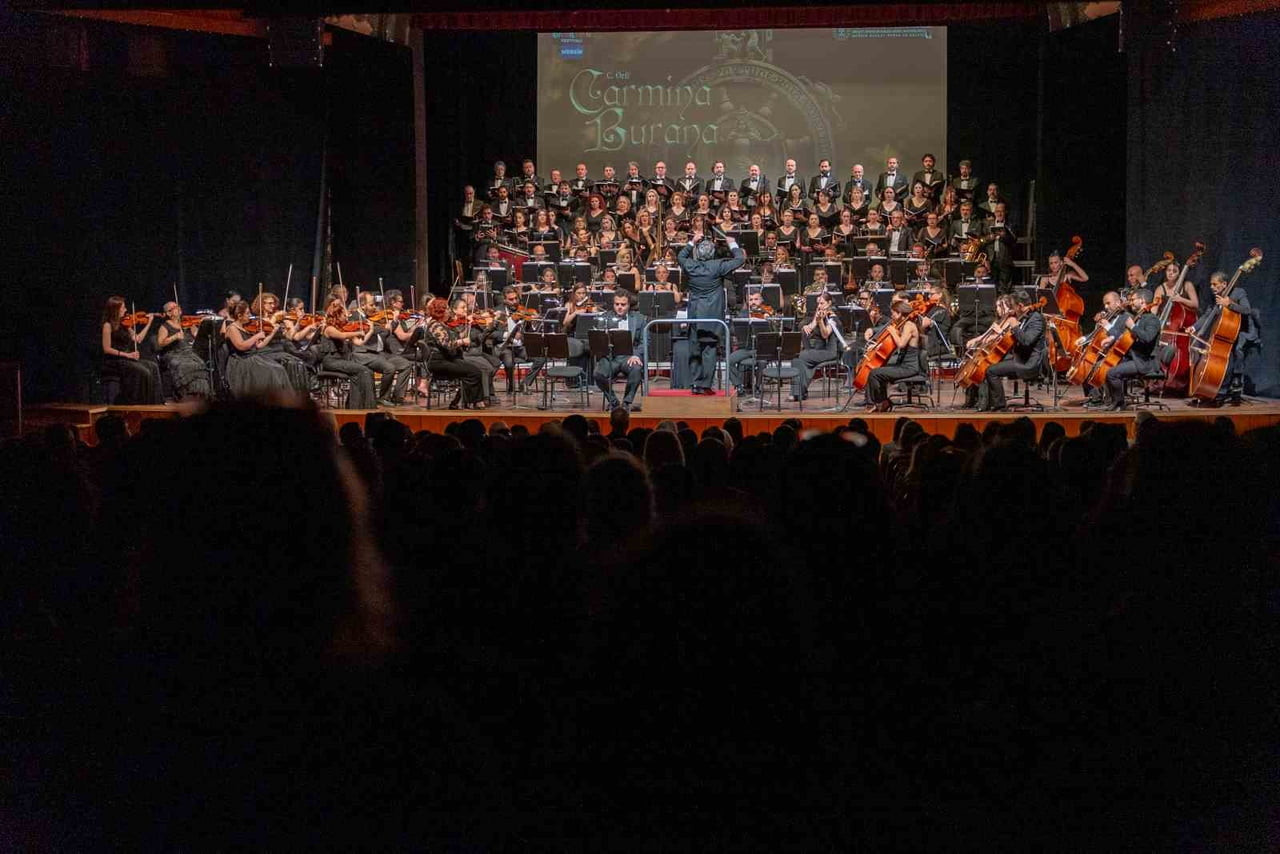 FESTİVALİN İLK GÜNÜNDE SERGİLER, KONSERLER, SÖYLEŞİLER, ATÖLYELER VE ÇOCUK ETKİNLİKLERİ YOĞUN İLGİ...