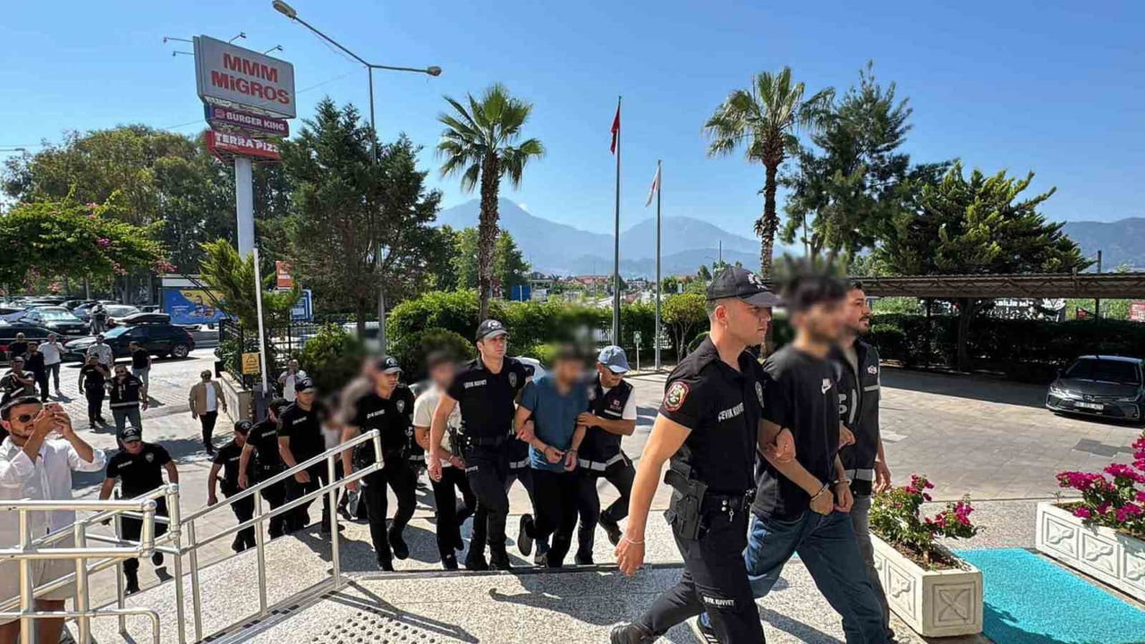 FETHİYE MERKEZLİ 7 İLDE DÜZENLENEN EŞ ZAMANLI OPERASYONLARDA, SUÇ ÖRGÜTLERİ ADINA KEŞİF VE EYLEM...