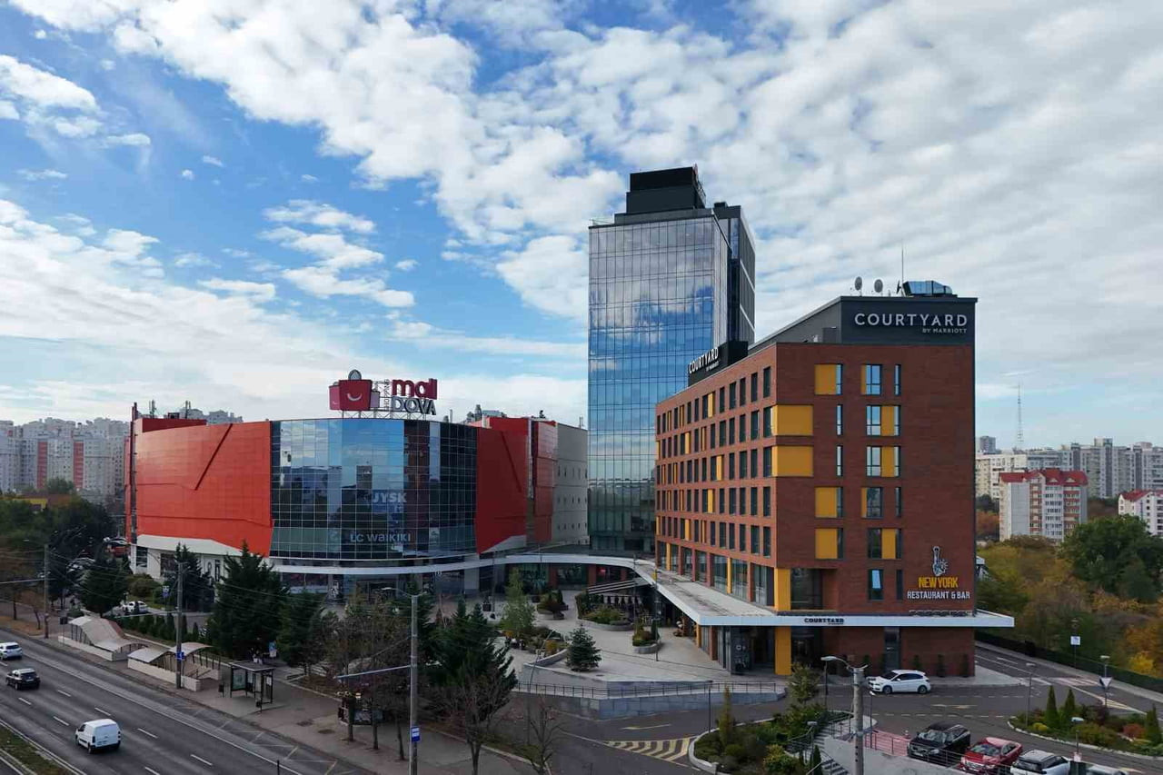 FİBA COMMERCİAL PROPERTİES, MOLDOVA’DAKİ SHOPPİNG MALLDOVA, COURTYARD BY MARRİOTT CHİșİNĂU VE...