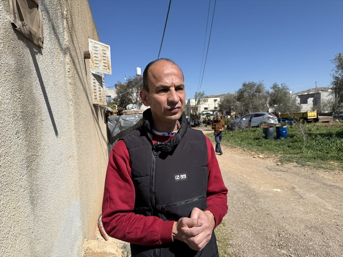 Filistinli aktivist Beşşar Karyuti, Filistinli topraklarını gasbeden İsraillilerin, İran'a...