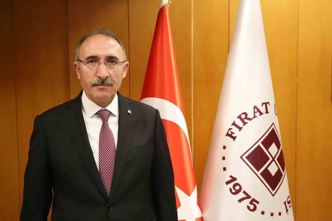 FIRAT ÜNİVERSİTESİ REKTÖRÜ PROF. DR. FAHRETTİN GÖKTAŞ, FIRAT ÜNİVERSİTESİ’NİN KURULUŞUNUN 51.YIL...