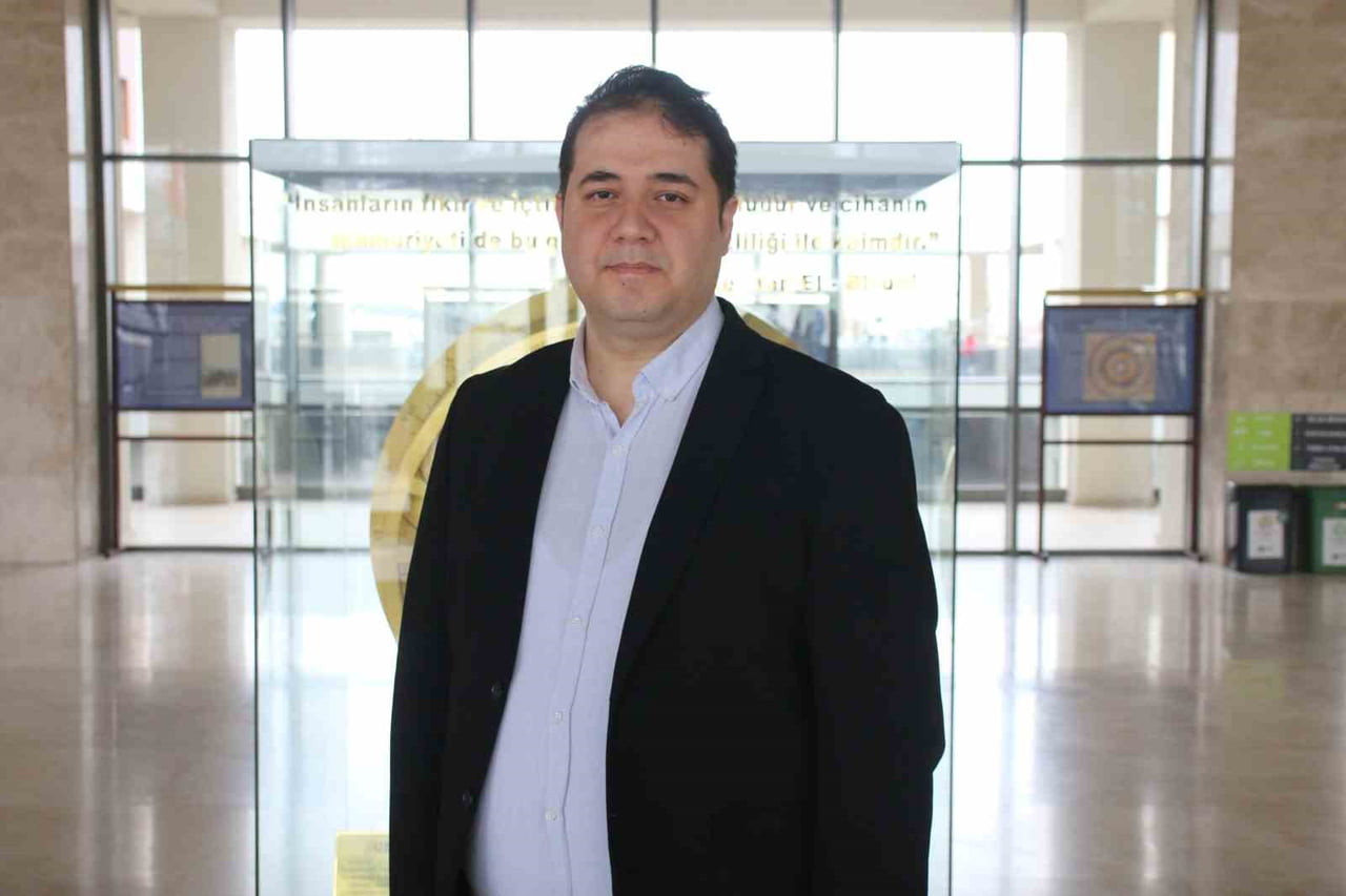 FİZYOTERAPİ VE REHABİLİTASYON UZMANI DR. ÖĞR. ÜYESİ SAFA HEYBET