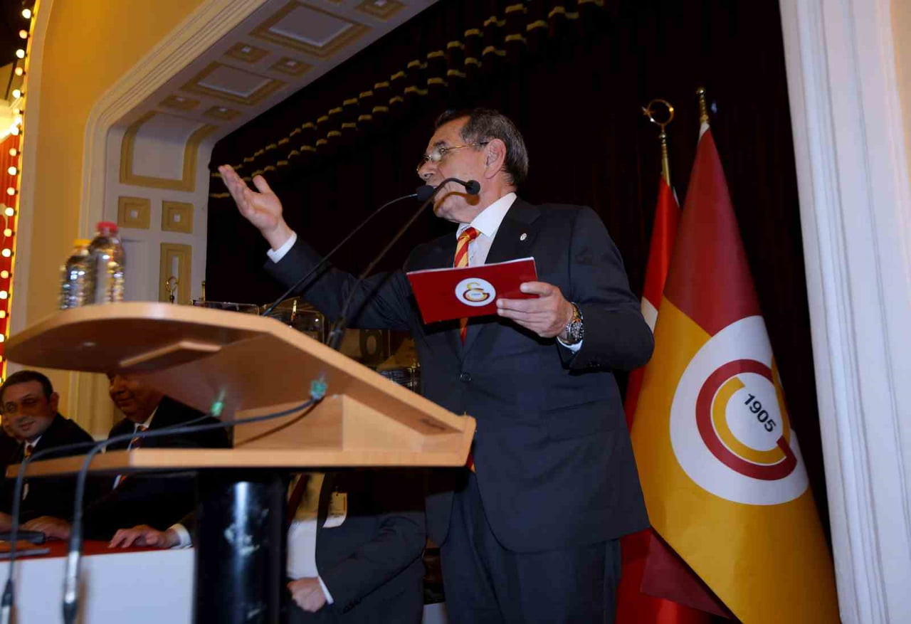 GALATASARAY BAŞKANI DURSUN ÖZBEK, HİÇ DURMADAN ÇALIŞACAKLARINI BELİRTEREK, "GALATASARAY İÇİN...