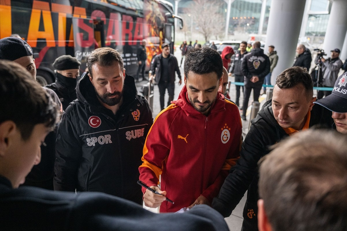 Galatasaray Futbol Takımı, UEFA Şampiyonlar Ligi'nin 6. haftasında yarın deplasmanda Monaco ile...