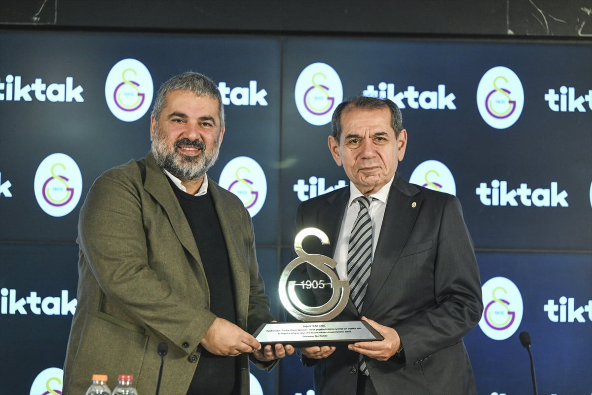 Galatasaray Kulübü ile yeni nesil ulaşım ve mobilite markası TikTak arasında sponsorluk anlaşması...