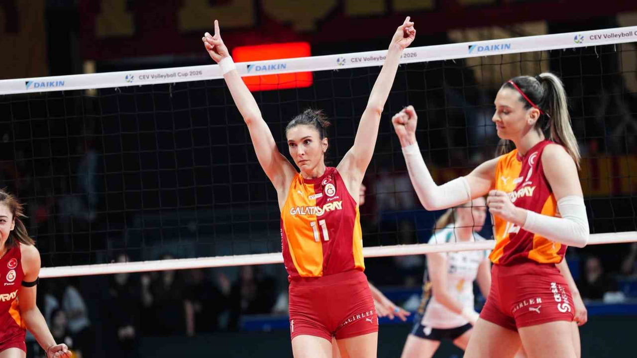 GALATASARAY SPOR KULÜBÜ; FUTBOL, BASKETBOL VE VOLEYBOL BRANŞLARINDA AVRUPA'DA KUPA KAZANAN İLK...