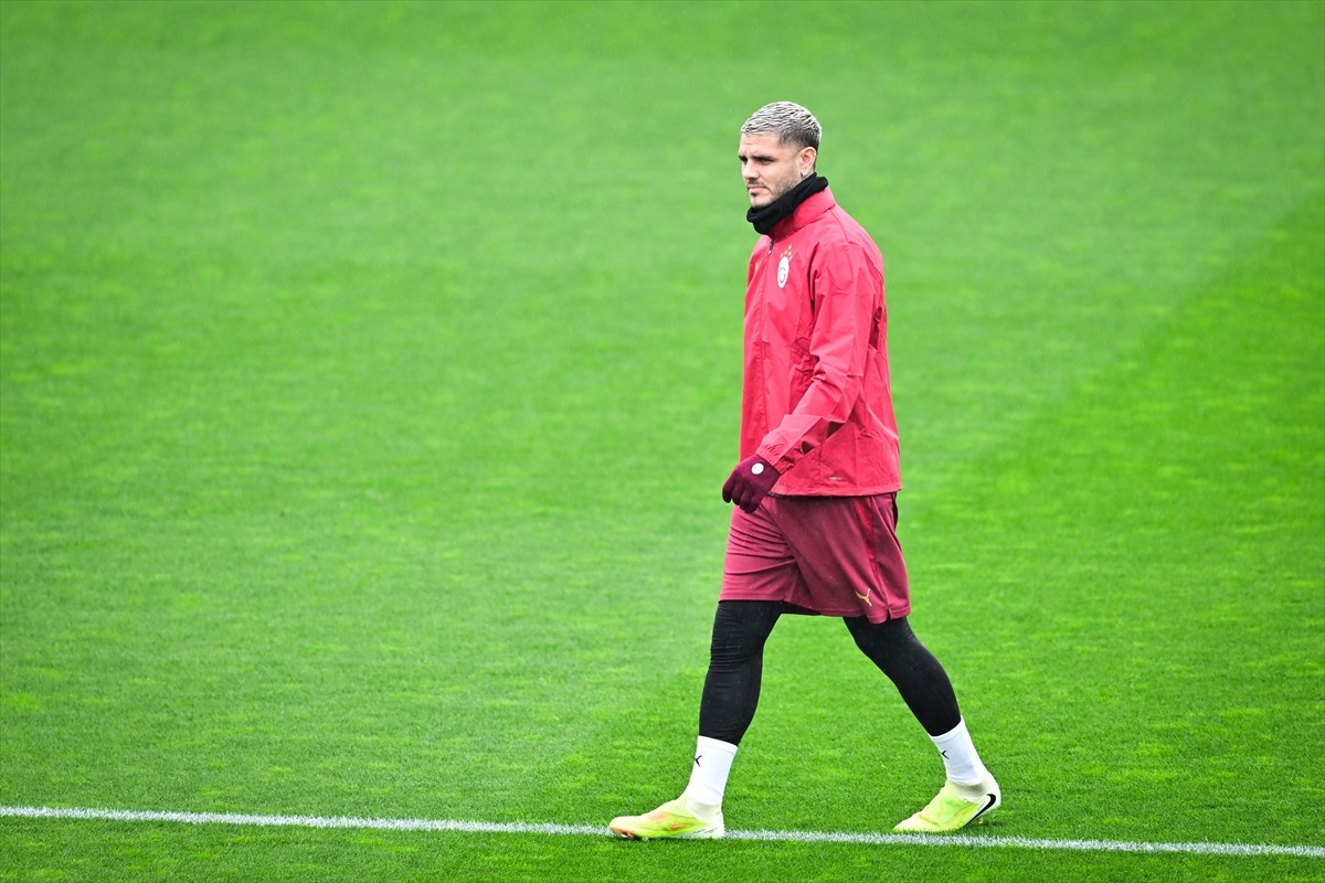 Galatasaray, UEFA Şampiyonlar Ligi'nin 6. haftasında deplasmanda Monaco ile yapacağı maçın...