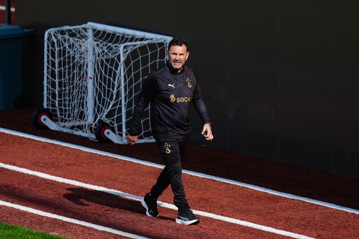 Galatasaray, UEFA Şampiyonlar Ligi'nin dördüncü haftasında yarın deplasmanda Hollanda temsilcisi...