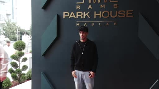 Galatasaray Yönetim Kurulu, teknik heyet ve futbolcular, RAMS Park House Maslak Satış Ofisi’nde...