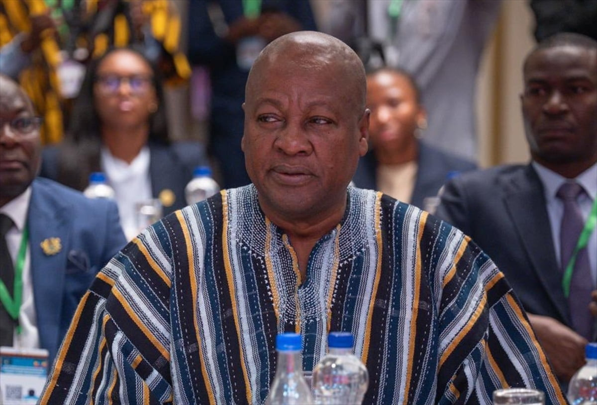 Gana Cumhurbaşkanı John Dramani Mahama, Etiyopya'nın başkenti Addis Ababa'da düzenlenen "39....