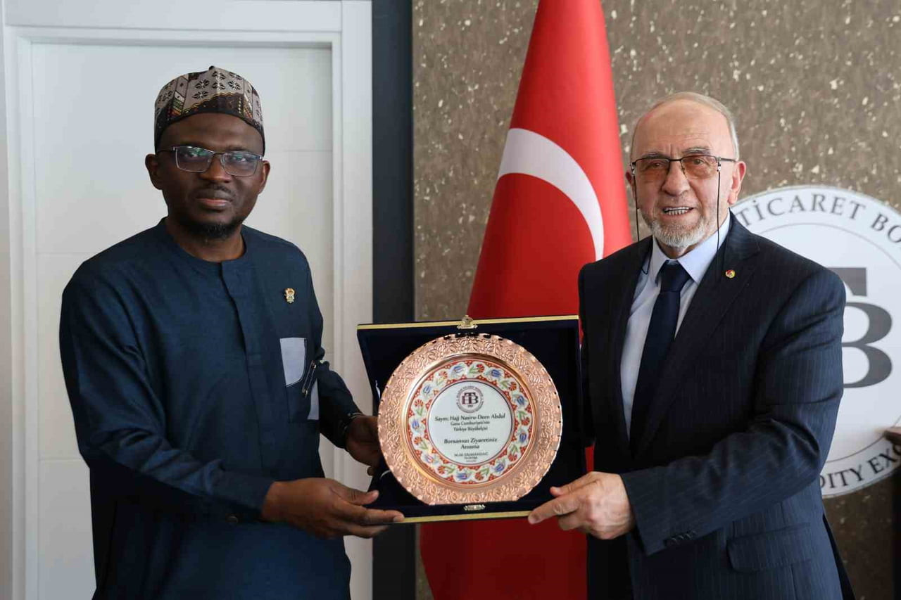 GANA CUMHURİYETİ TÜRKİYE BÜYÜKELÇİSİ ELAZIĞ TİCARET BORSASI BAŞKANI MEHMET ALİ DUMANDAĞ İLE BİR...