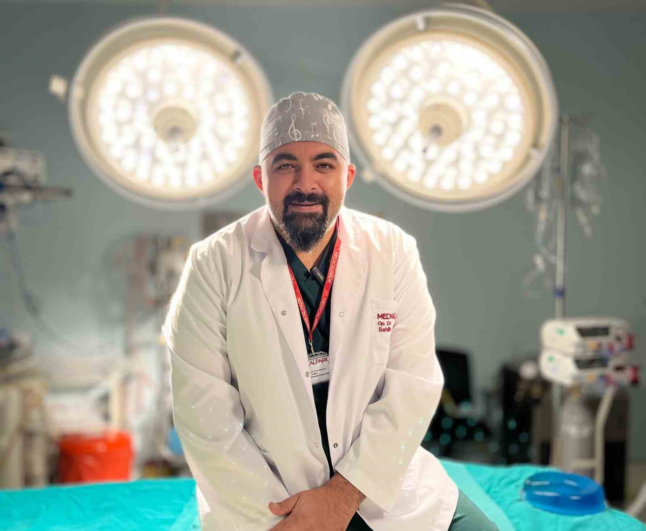 GASTROENTEROLOJİ CERRAHİSİ UZMANI OPR. DR. SALİH CAN ÇELİK