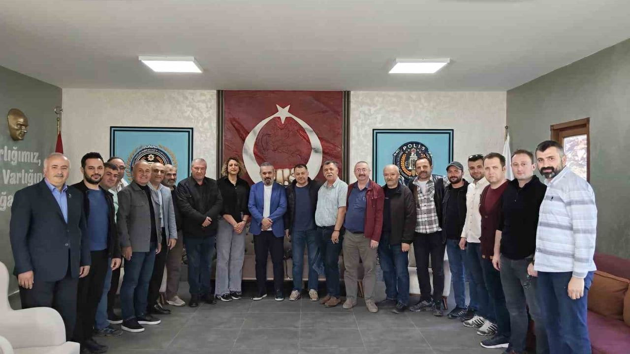 Gazi Polislerden Birlik Mesajı: 10 Nisan Polis Haftası'nda Toplandılar